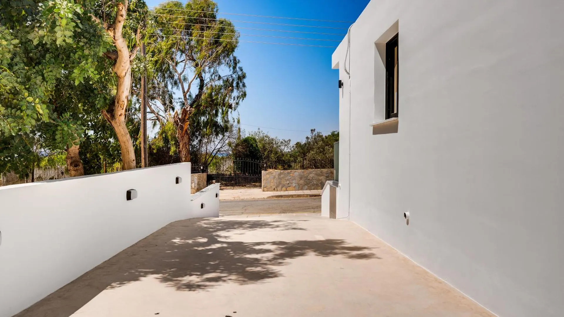 Panatheon - Luxury 1 & 2 Bdr Bungalows 300 Meters From Sandy Beach! Ayia Napa Villa
