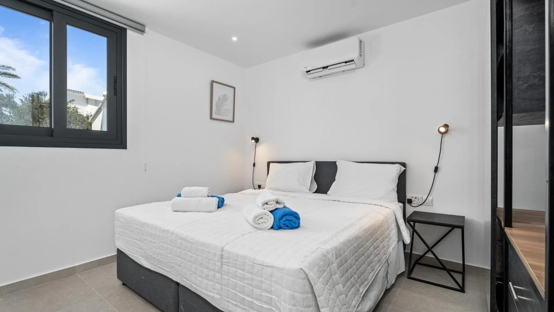 Panatheon - Luxury 1 & 2 Bdr Bungalows 300 Meters From Sandy Beach! Ayia Napa