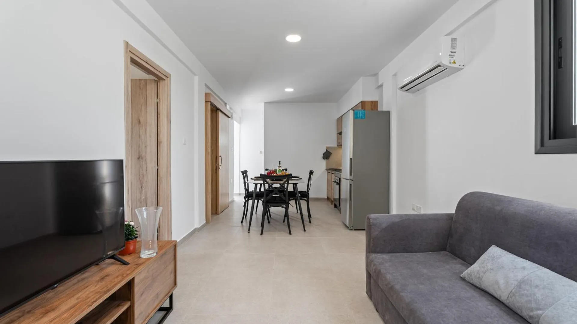 Villa Panatheon - Luxury 1 & 2 Bdr Bungalows 300 Meters From Sandy Beach! Ayia Napa Cipro
