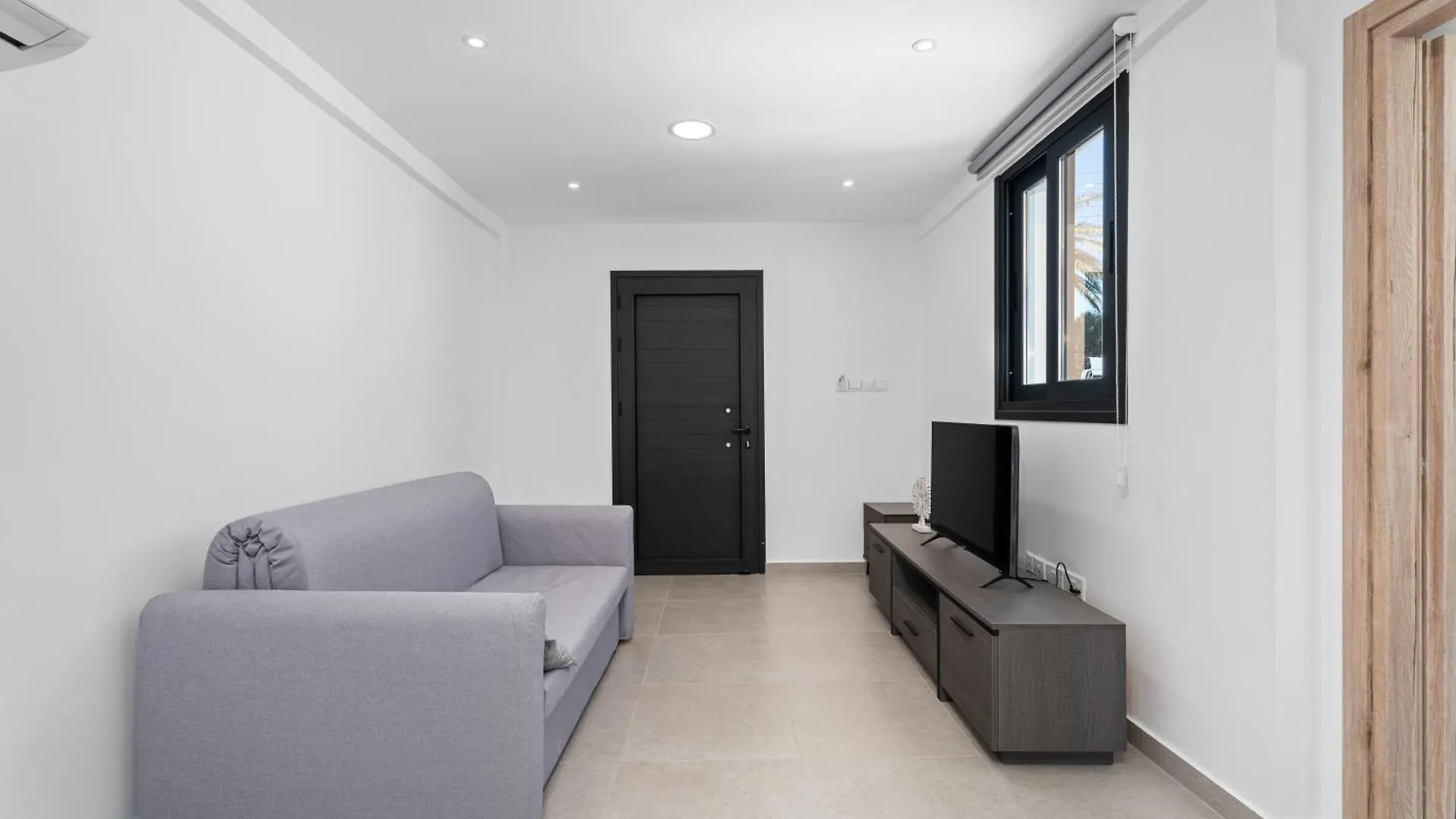 Panatheon - Luxury 1 & 2 Bdr Bungalows 300 Meters From Sandy Beach! Ayia Napa 0*,