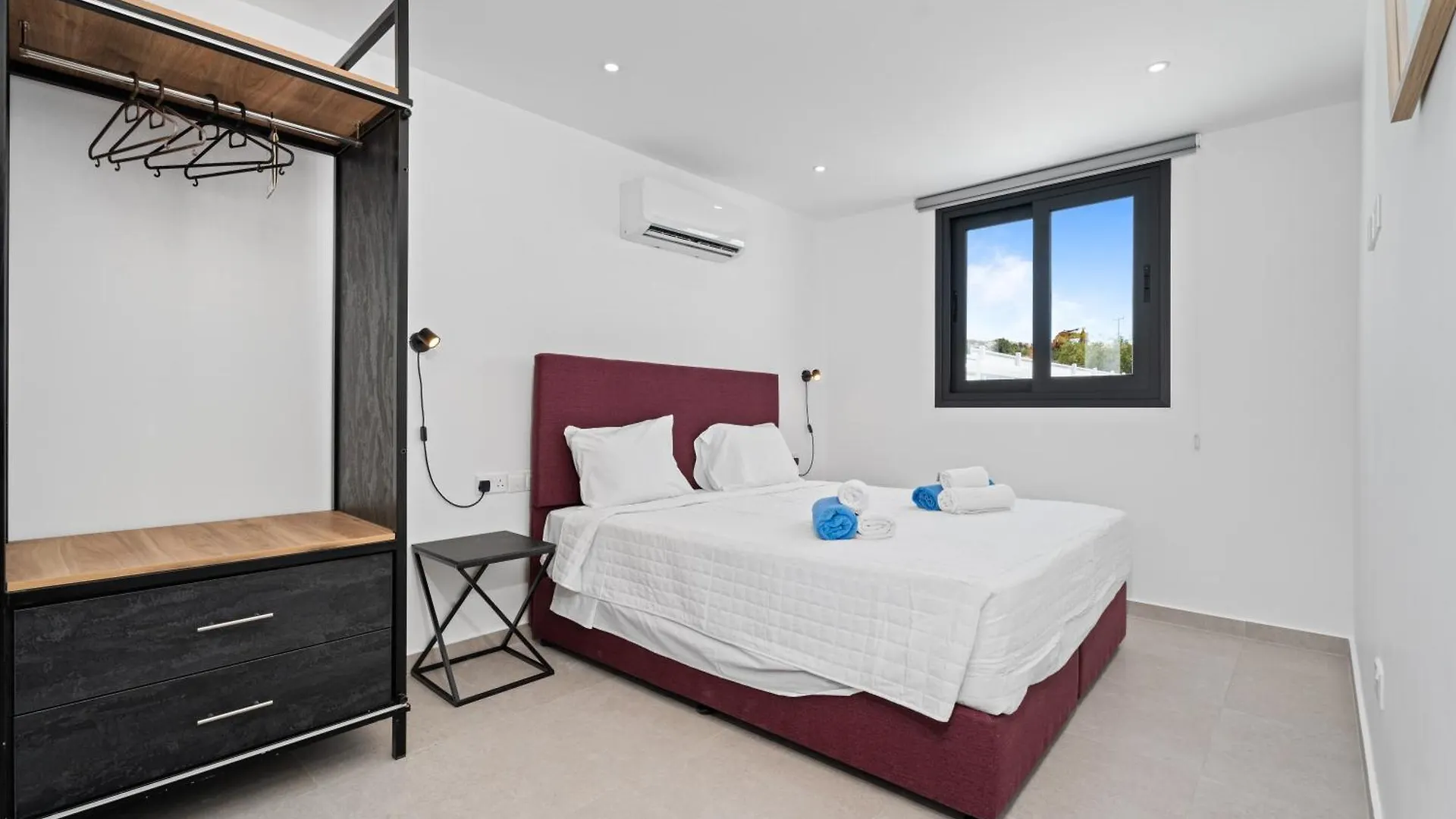 Villa Panatheon - Luxury 1 & 2 Bdr Bungalows 300 Meters From Sandy Beach! Ayia Napa