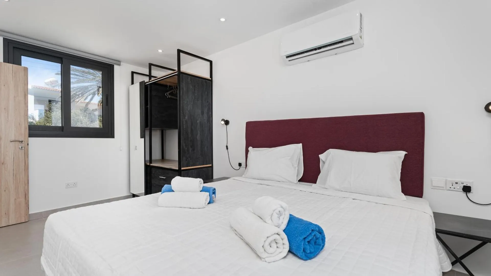 Panatheon - Luxury 1 & 2 Bdr Bungalows 300 Meters From Sandy Beach! Ayia Napa 0*,  Cipro